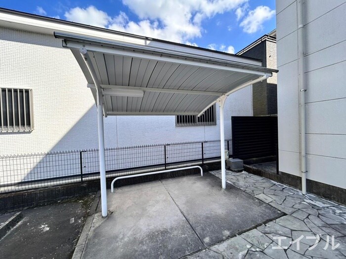 スモールガーデン巧の物件外観写真