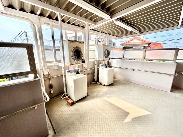 サニーハウスの物件外観写真