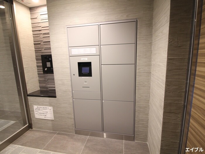 クロス天神南の物件外観写真