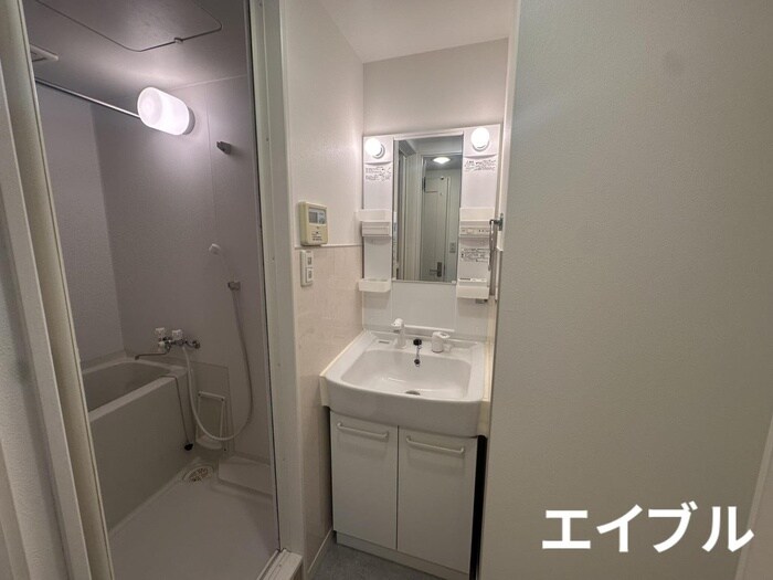 れいめい上荒田の物件内観写真