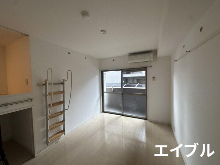 れいめい上荒田の物件内観写真