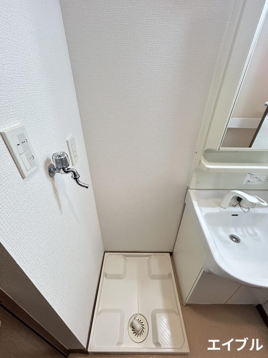 Ｅ．ＰＯＰＵＬＡＲの物件内観写真