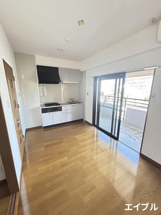 Ｅ．ＰＯＰＵＬＡＲの物件内観写真