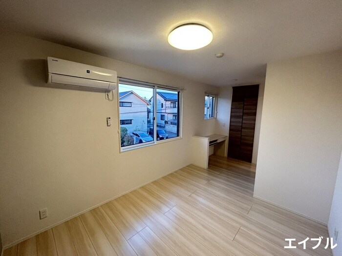 フリーデン国分の物件内観写真