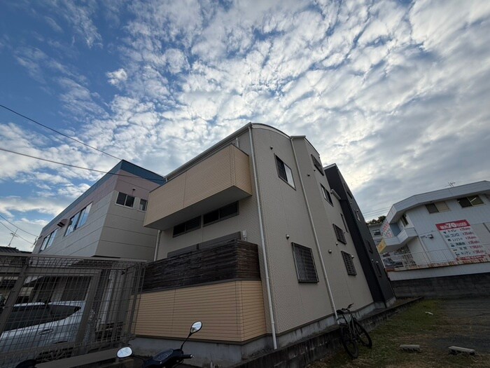 ファミリア博多南の物件外観写真