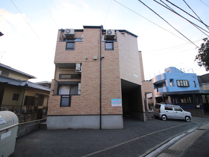 メゾンド井尻の物件外観写真