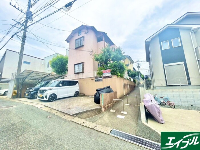 サクセスハイツの物件外観写真