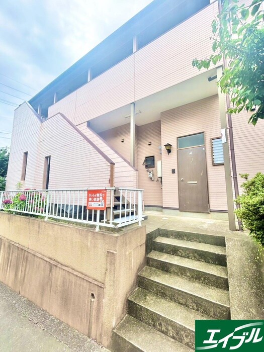 サクセスハイツの物件外観写真