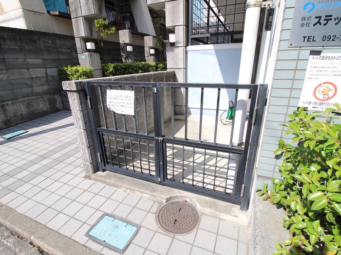 メゾン・ド・ファミーユの物件外観写真