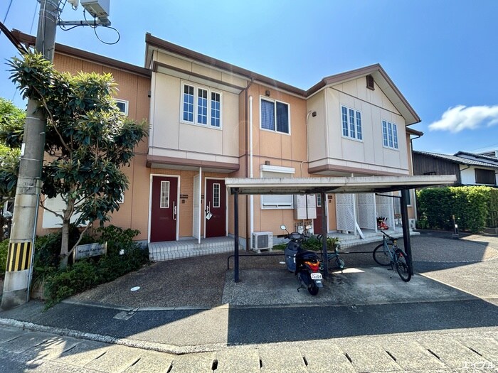 メゾン上方Ｂ棟の物件外観写真