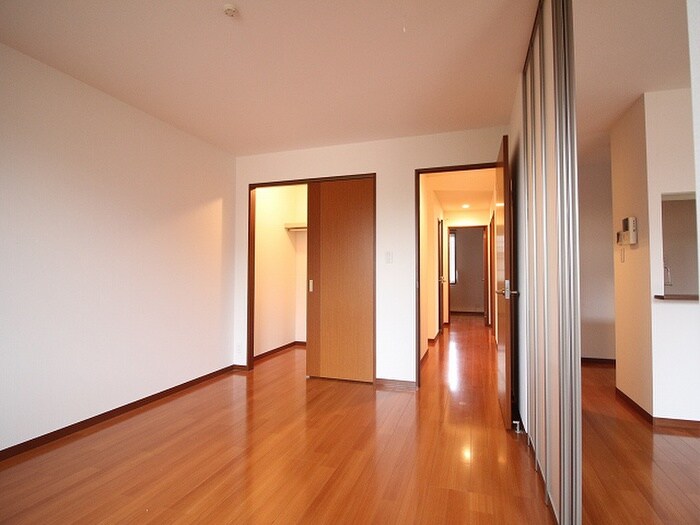 メゾン上方Ｂ棟の物件内観写真