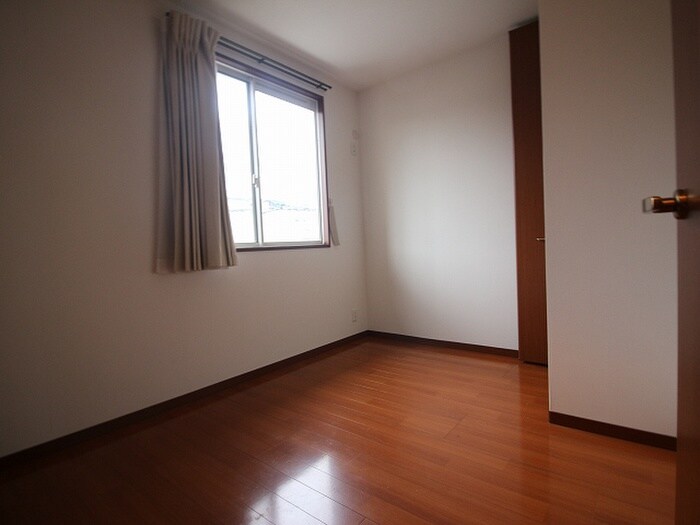 メゾン上方Ｂ棟の物件内観写真