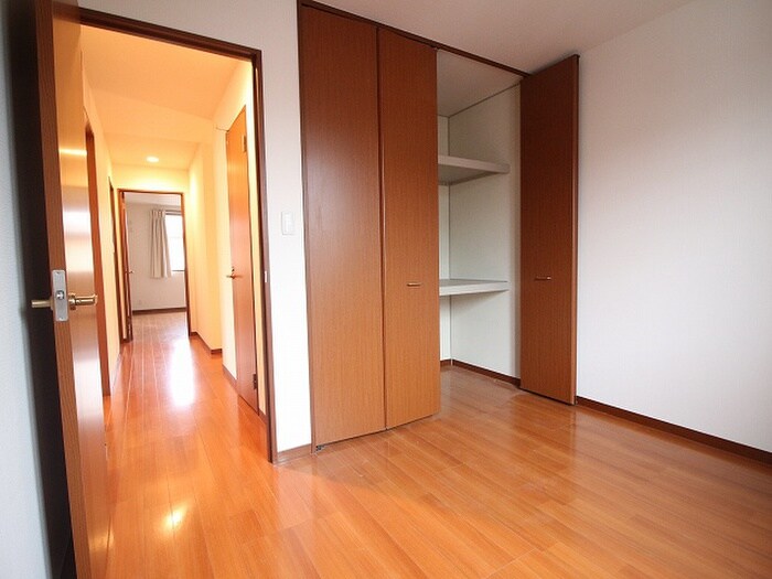 メゾン上方Ｂ棟の物件内観写真