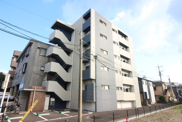 シャトーアベニールの物件外観写真