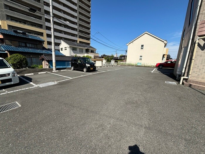 ロージュマン中曽根の物件外観写真