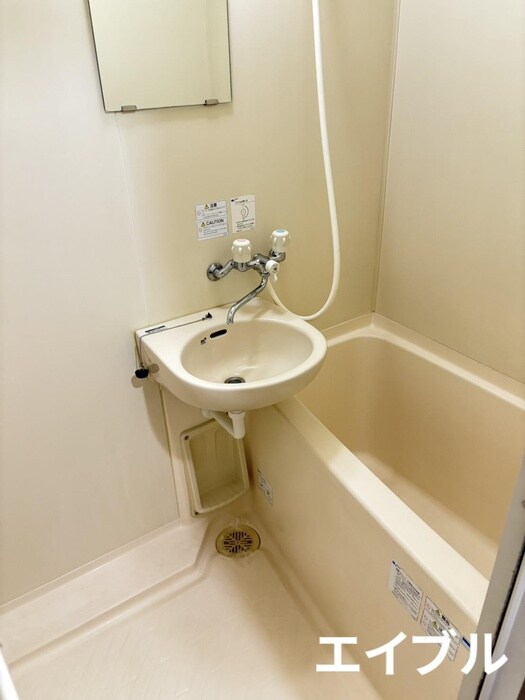 リヴェール荒田の物件内観写真