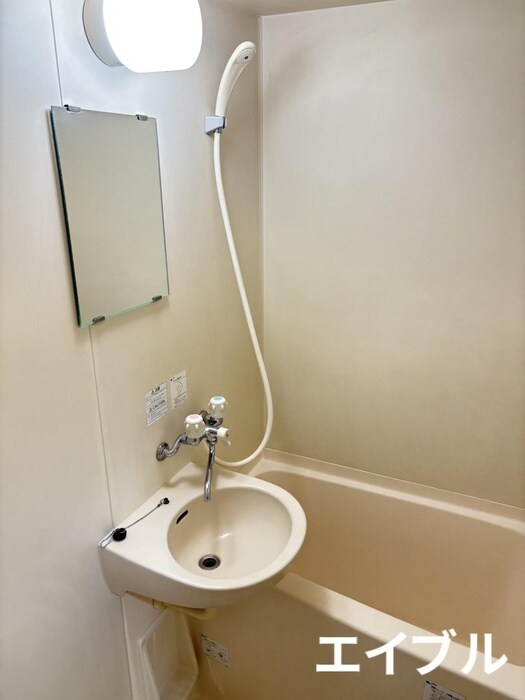 リヴェール荒田の物件内観写真