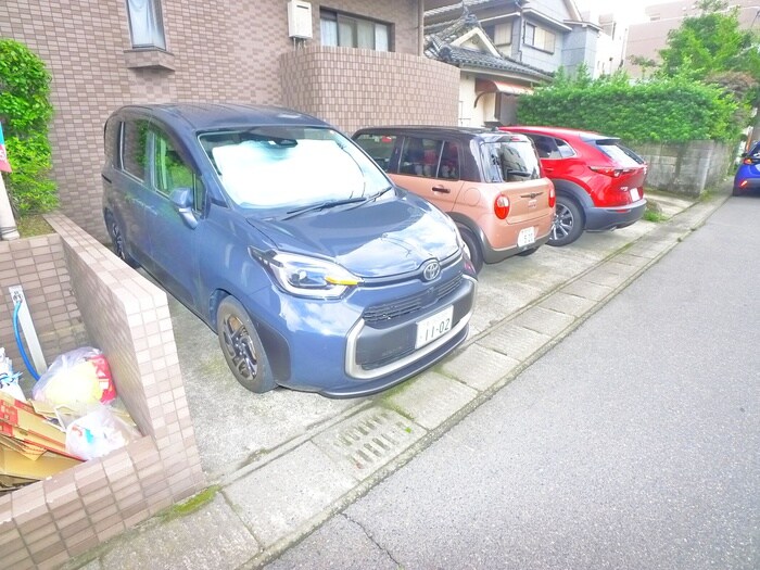 リヴェール荒田の物件外観写真