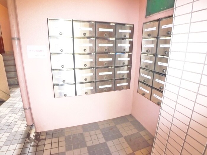 レインボー荒田Ⅱの物件外観写真