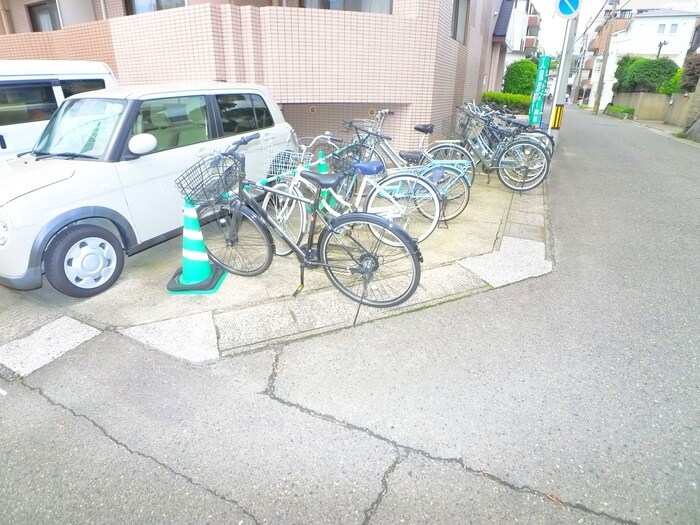 レインボー荒田Ⅱの物件外観写真