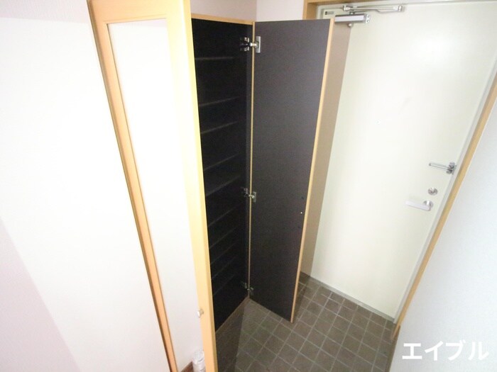 Ｅ．ＰＯＰＵＬＡＲ Ⅱの物件内観写真