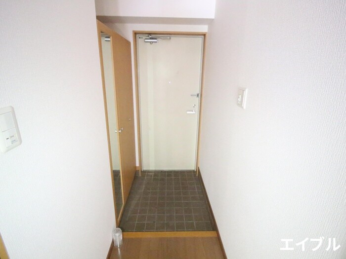 Ｅ．ＰＯＰＵＬＡＲ Ⅱの物件内観写真