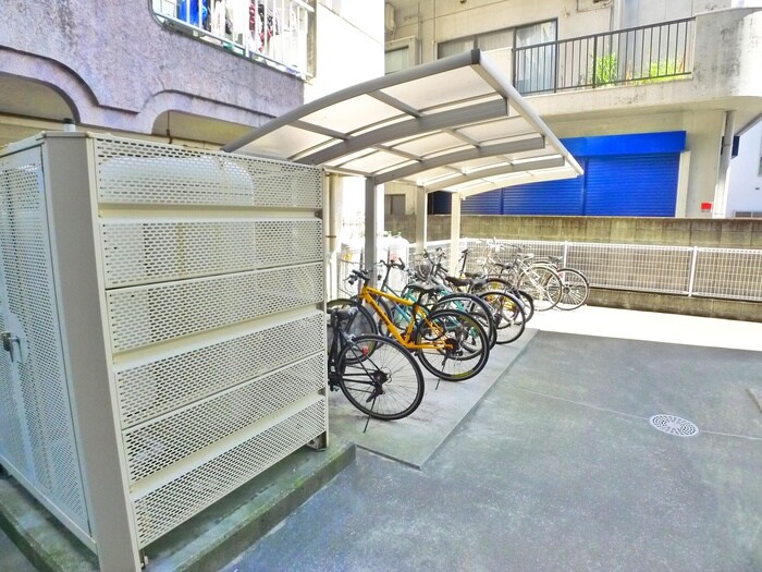 Ｌｅ　ｃｈａｔ　ｎｏｉｒの物件外観写真