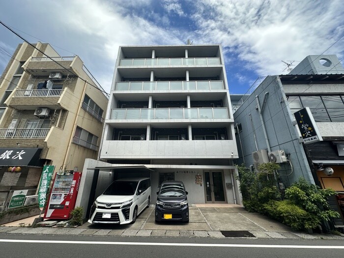 ＧＲＡＮＤ　ＬＩＮＥの物件外観写真