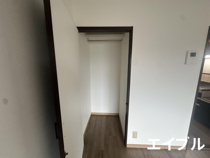 レインボー上荒田の物件内観写真