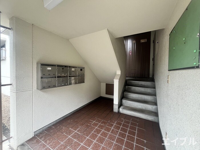 真鍋ハイムの物件外観写真