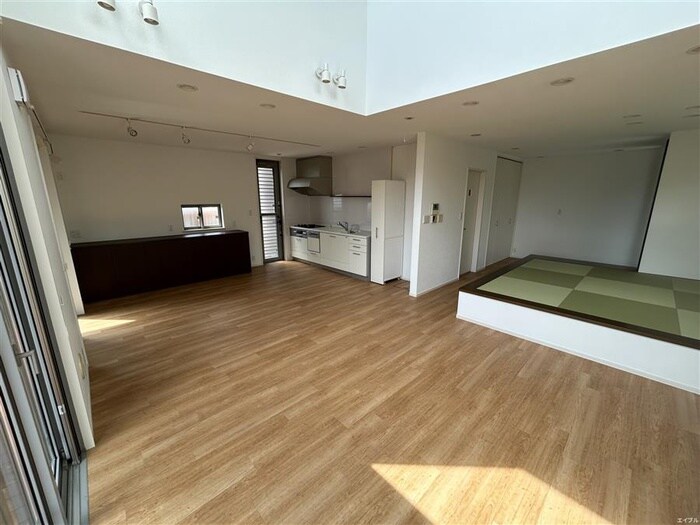 香住ヶ丘ヘーベルハウス貸家の物件内観写真