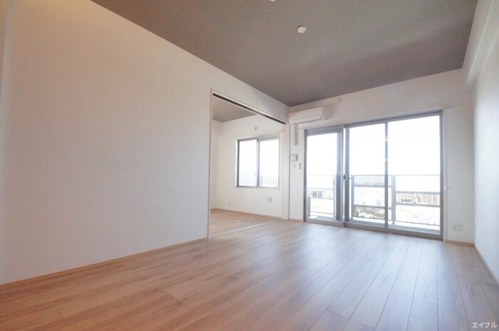 ギャラクシー空港通りの物件内観写真