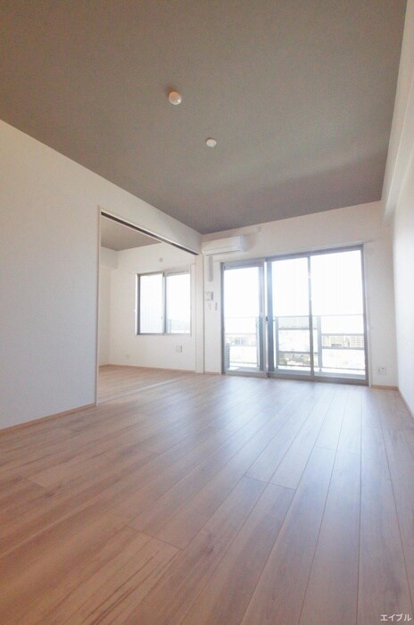 ギャラクシー空港通りの物件内観写真