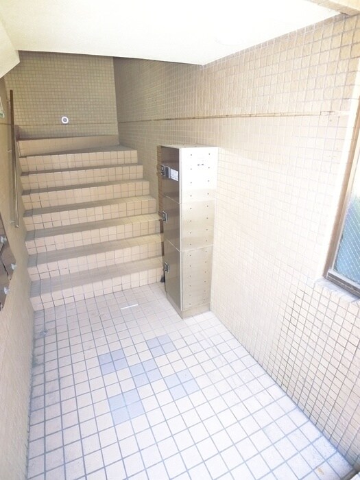 ア・ミューズ鴨池の物件外観写真