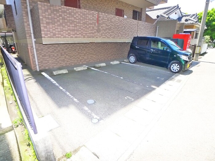 ア・ミューズ鴨池の物件外観写真