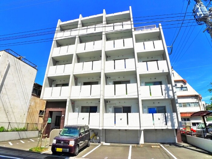 フォーシーズン宇宿の物件外観写真