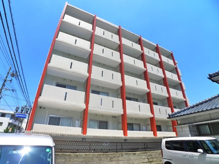 葉月館Ⅲの物件外観写真