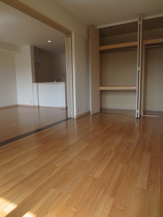 ピュア中通りⅡの物件内観写真