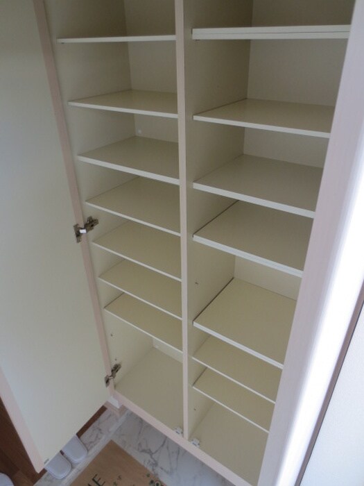 ピュア中通りⅡの物件内観写真