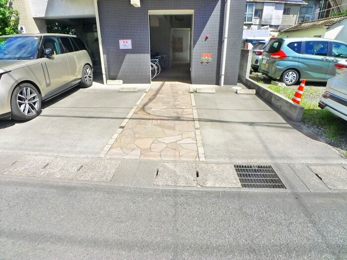 ミア・カーサの物件外観写真