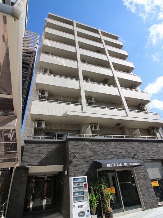 ドリーム西新の物件外観写真