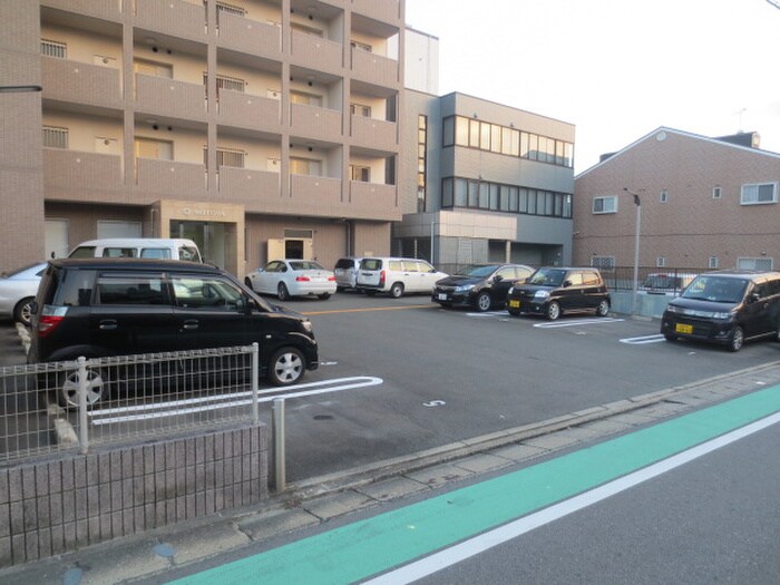 サウスフォーの物件外観写真