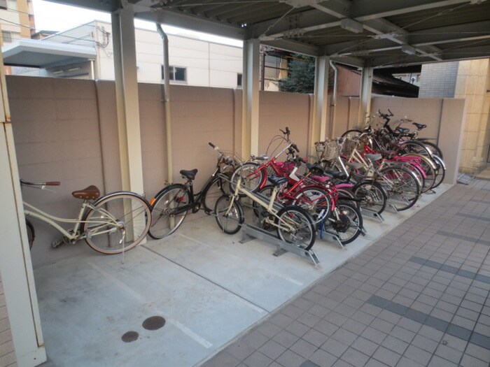 サウスフォーの物件外観写真