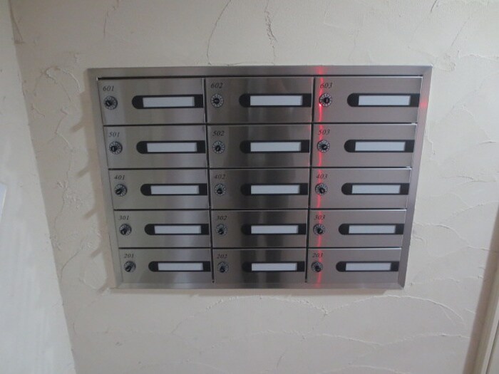 サウスフォーの物件外観写真