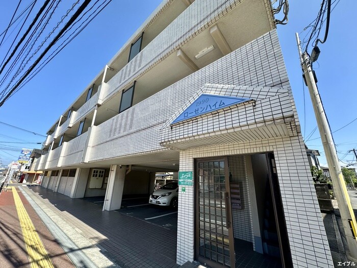 ロ－ゼンハイムの物件外観写真