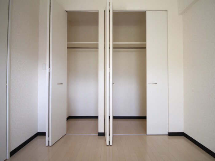 ウイングヒルズ参番館の物件内観写真