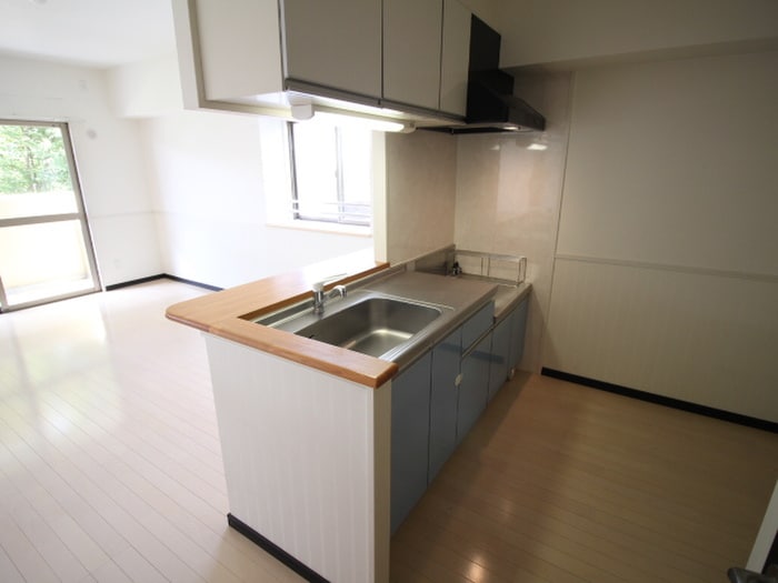 ウイングヒルズ参番館の物件内観写真