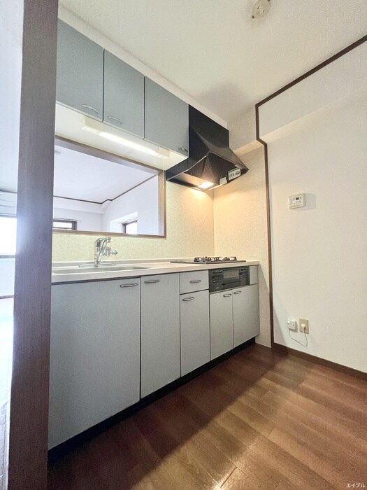 グランツウェル芳牟田の物件内観写真