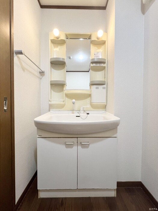 グランツウェル芳牟田の物件内観写真