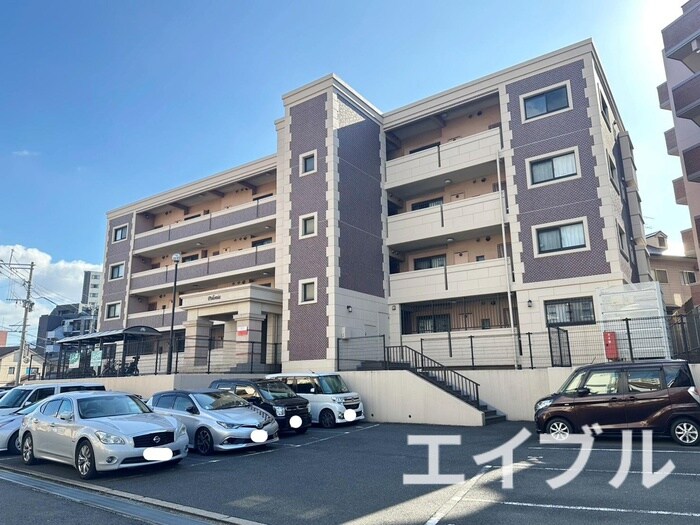 高峰ポロニアの物件外観写真